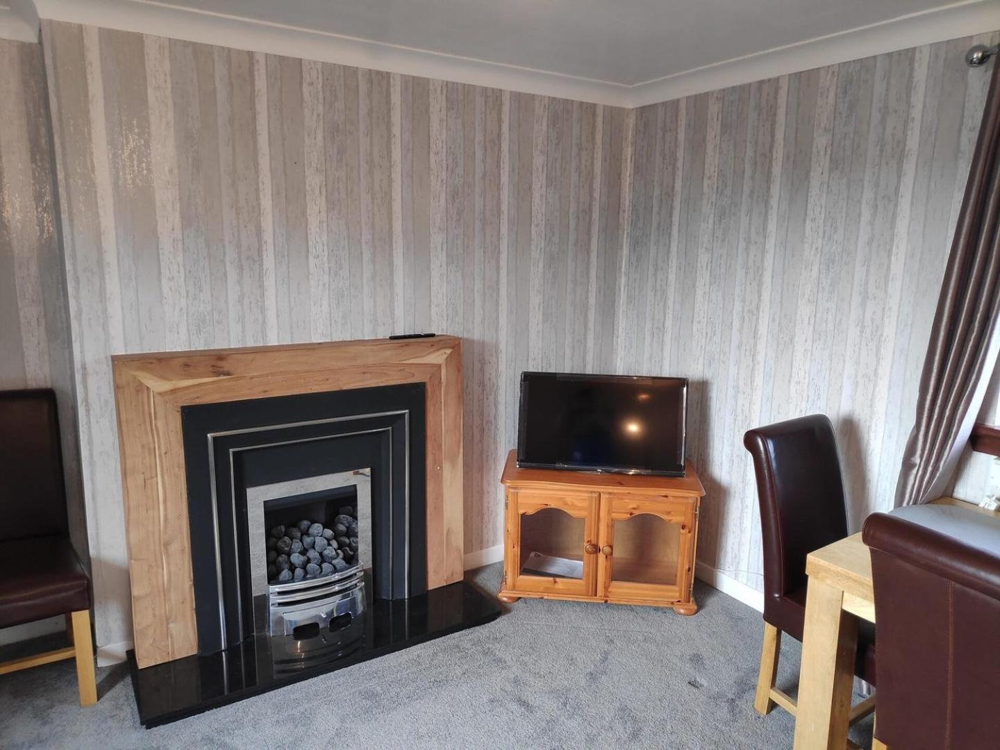 Lovely 2Bd Flat In Picturesque Limekilns Fife Exterior photo